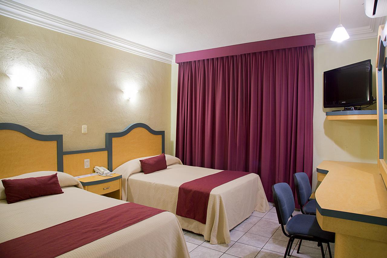 Hotel Madrid Minatitlán מראה חיצוני תמונה