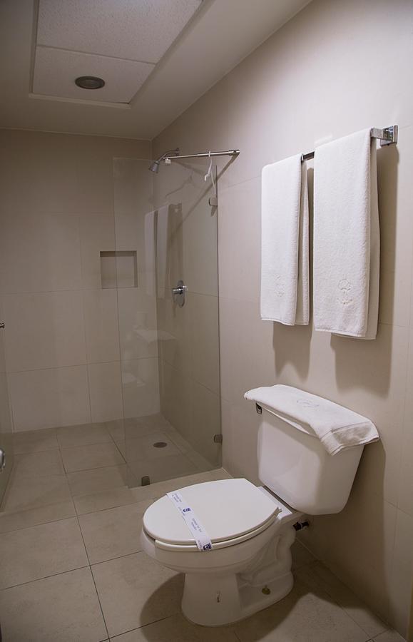 Hotel Madrid Minatitlán מראה חיצוני תמונה